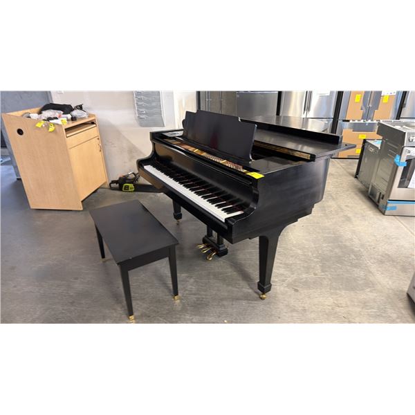 1971 K.KAWAI MODEL KG-2, BLACK ACOUSTIC BABY GRAND PIANO, STANDARD 88-NOTE KEYBOARD, 3 MATCHING LEGS