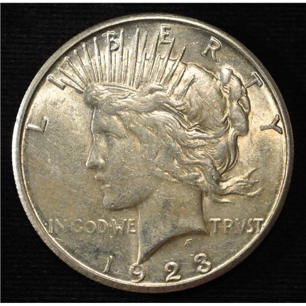 1923-S PEACE DOLLAR AU