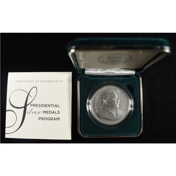 PRESIDENTIAL .999 SILVER MEDAL