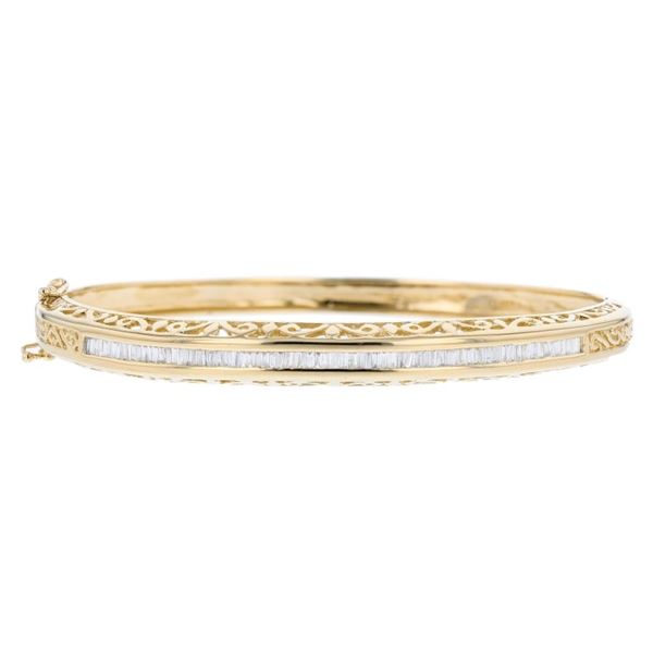 14K Yellow Gold 1.95ctw Diamond Bangle