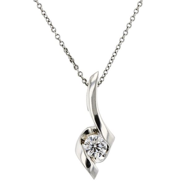 14K White Gold 0.30ct Diamond Pendant with chain