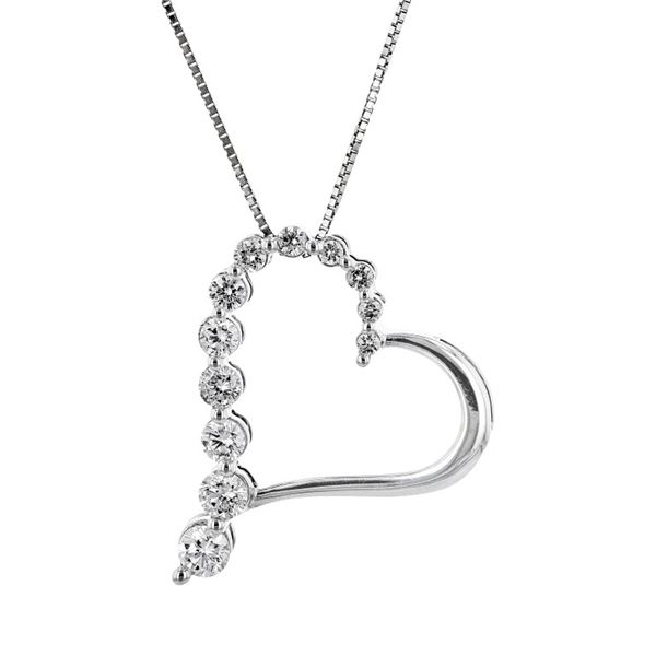 14K White Gold 0.40ctw Diamond Graduate Heart Pend