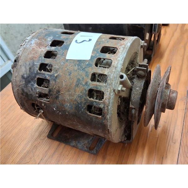 ELECTRIC MOTOR