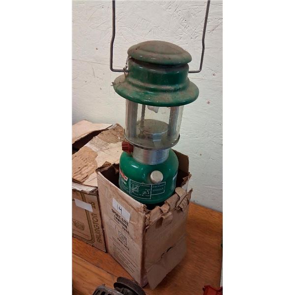 COLEMAN LANTERN
