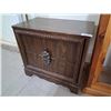 Image 1 : 24IN NIGHTSTAND