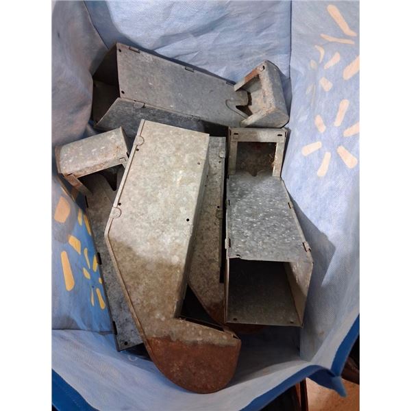 5 SAWDUST SPOUTS