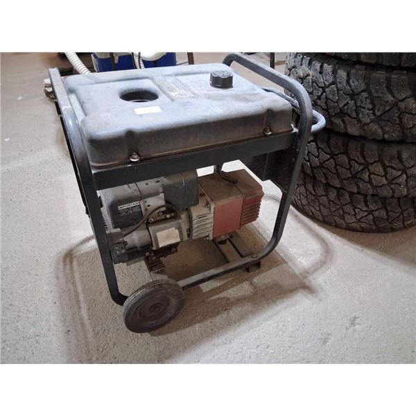 5000 WATT COLEMAN GAS GENERATOR