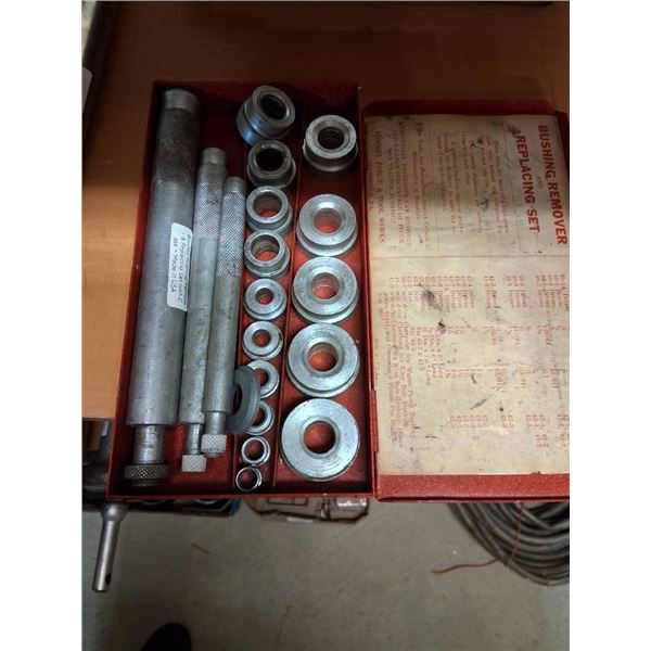 BUSHING REMOVER AND REPLACING SET