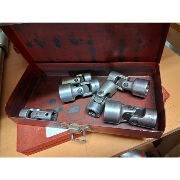 6PC 3/8IN CAT UNIVERSAL JOINT SOCKETS