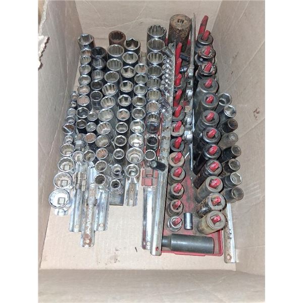 BOX FULL OF SOCKETS WITH ORGANIZERS