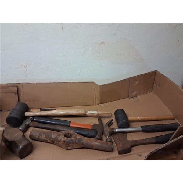BOX LOT OF ASSORTED HAMMERS