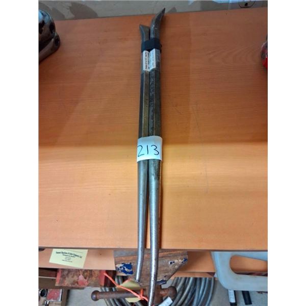 20IN PROTO PRY BAR AND 16IN HEX PRY BAR