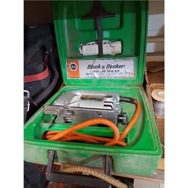 BLACK AND DECKER JIGSAW