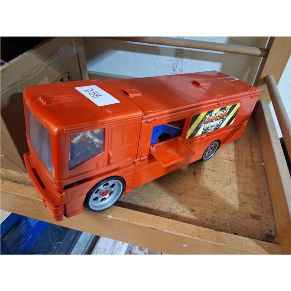 CRASH DUMMYS BUS
