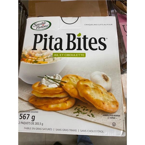 BOX OF GARLIC PITA BITES
