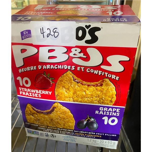 APPROX 20 PB&J SNACKS