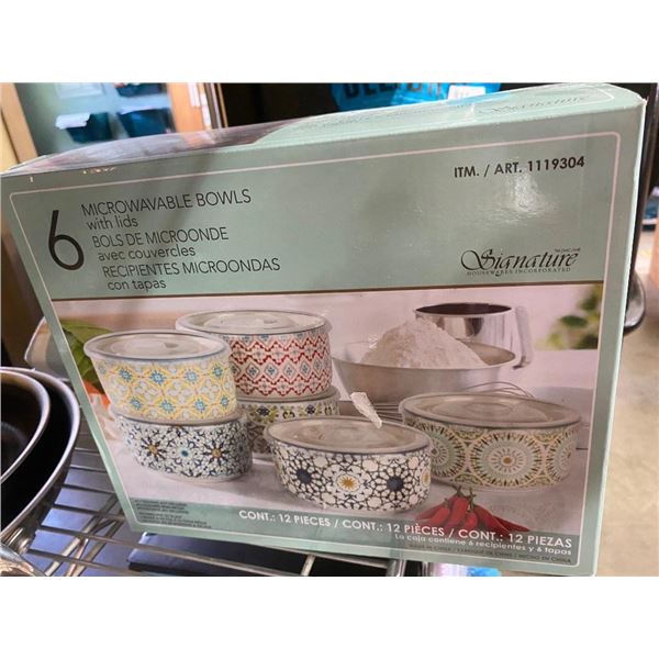 6 MICROWAVEABLE BOWLS WITH LIDS