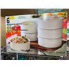 Image 1 : 6 MICROWAVABLE BOWLS WITH LIDS