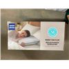 Image 1 : QUEEN SIZED MEMORY FOAM PILLOW