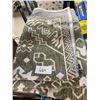 Image 1 : 24X48IN AREA RUG