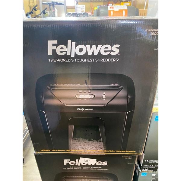FELLOWES 15-SHEETS-AT-A-TIME PAPER SHREDDER