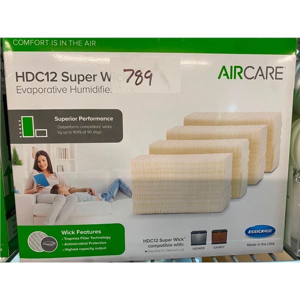 BOX OF AIR FILTERS