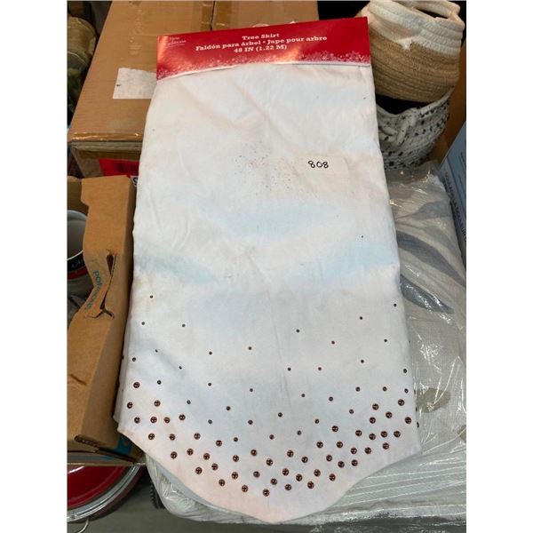 48IN TREE SKIRT