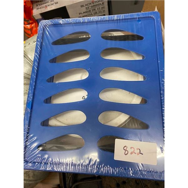 SMALL PLASTIC SHELF - 11X9.5IN