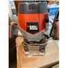 Image 1 : BLACK AND DECKER ROUTER