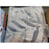 Image 1 : DECORATIVE PILLOW
