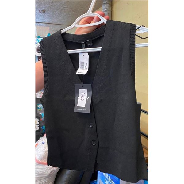SIZE M WOMENS V-NECK VEST - BLACK COLOUR