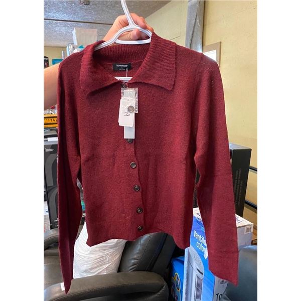 SIZE M WOMENS WOOL SWEATER - DARK RED