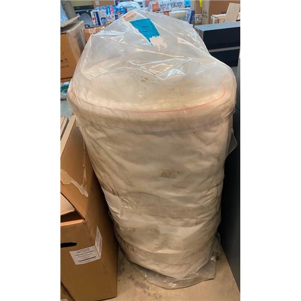 GUESSING QUEEN SIZE 3IN FOAM MATTRESS TOPPER