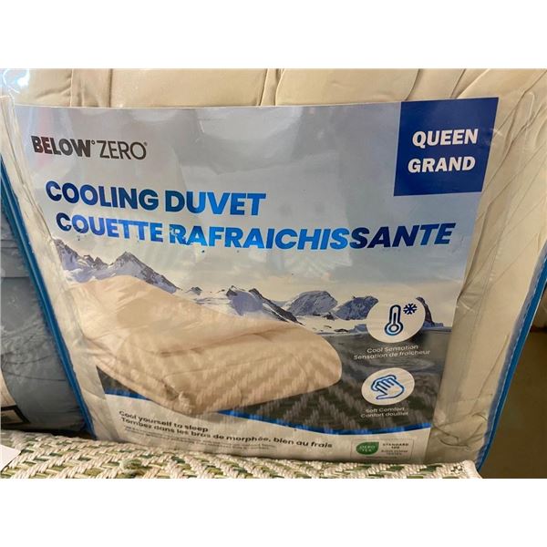 QUEEN SIZED COOLING DUVET