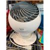Image 1 : WOOZOO GLOBE FAN
