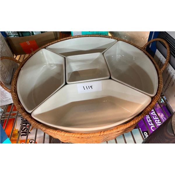 VEGETABLE TRAY AND BASKET