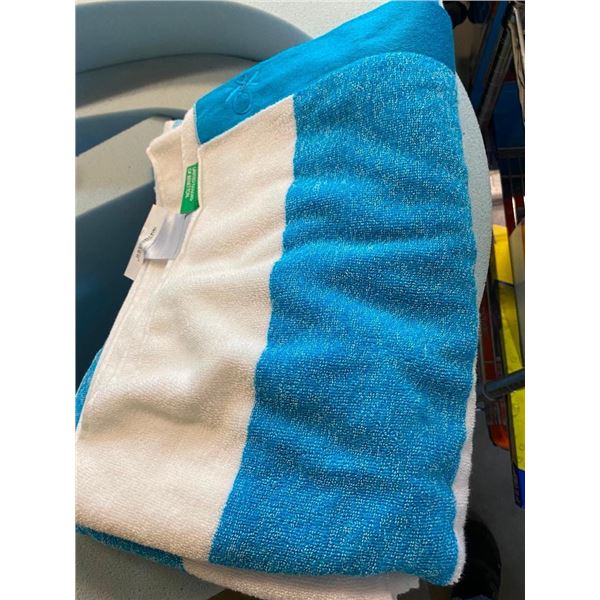 BLUE BEACH TOWEL