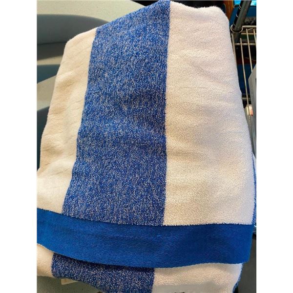 BLUE BEACH TOWEL