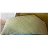 Image 1 : LARGE BODY PILLOW