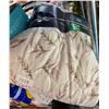 Image 1 : KING SIZE COOLING BLANKET