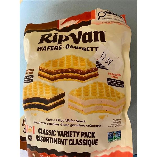 APPROX. 24 WAFER SNACKS