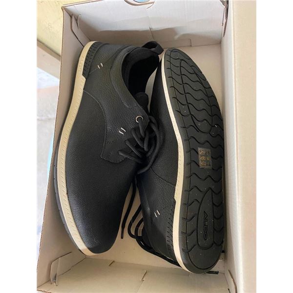 SIZE 9 MENS DRESS SHOES