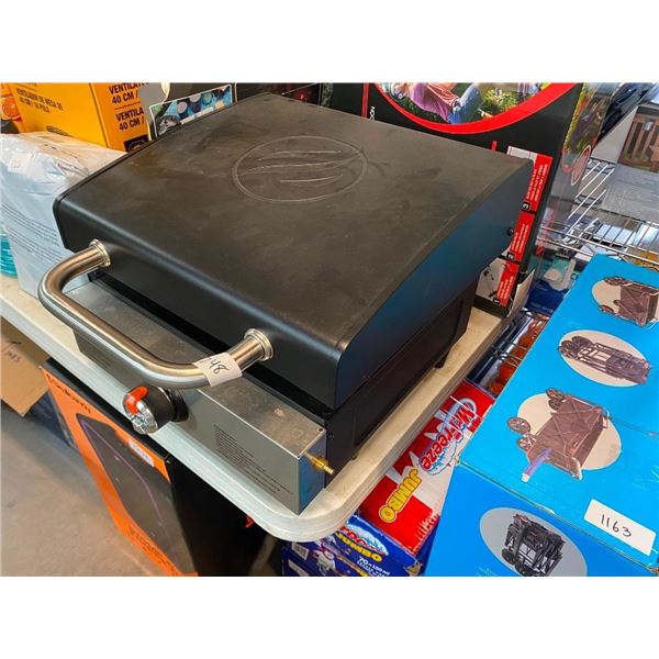 22IN BLACKSTONE TABLETOP GRIDDLE