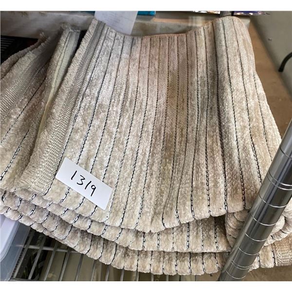30X60IN AREA RUG