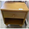 Image 1 : 18X16IN NIGHTSTAND