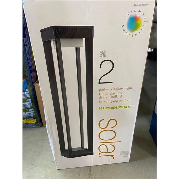 2 SOLAR PATIO LIGHTS