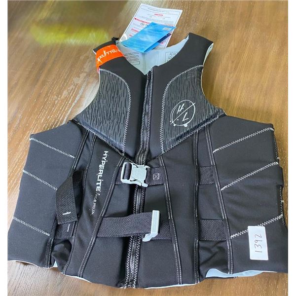 SIZE XXL LIFE JACKET