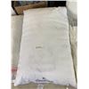 Image 1 : 2 BEAUTY REST PILLOWS - NEED CLEANING