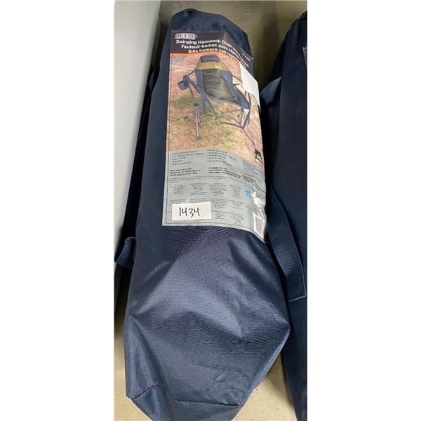 SWINGING HAMMOCK CAMPING CHAIR