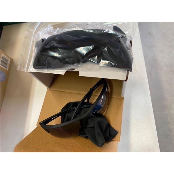 2 PAIRS OF MENS SUNGLASSES WITH MAGNIFICATION